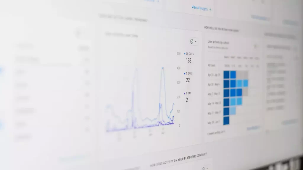 Cum Advertoriale și SEO Intensifică Vizibilitatea Online a Afacerii Tale